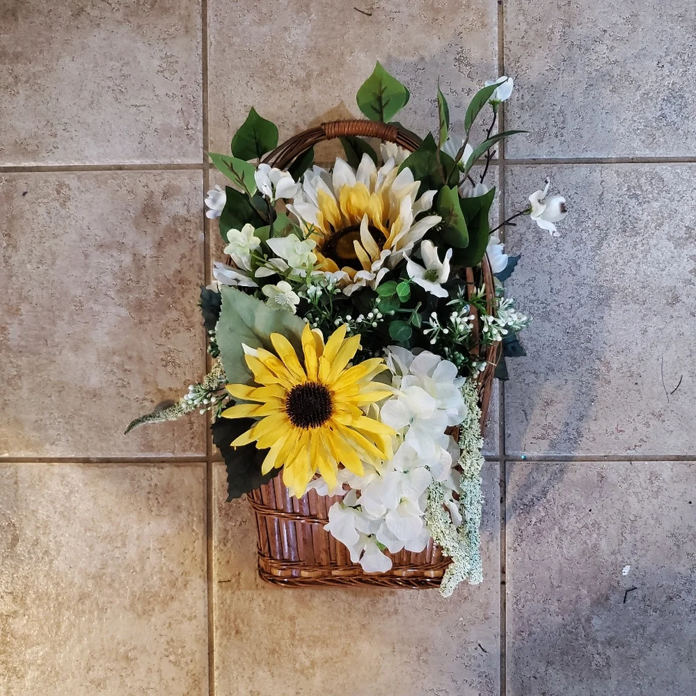 Sunflower Bouquet Basket